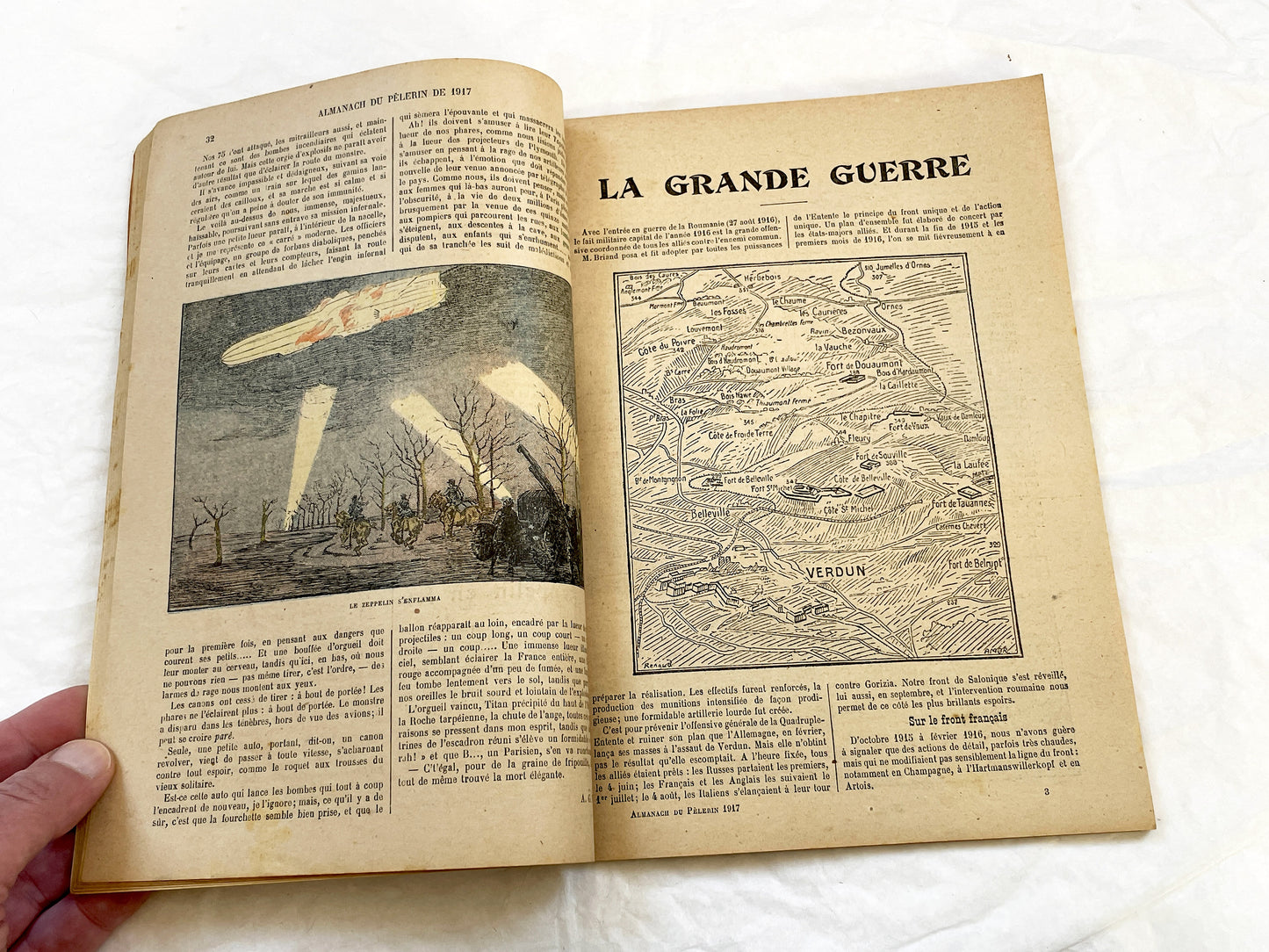 1910s - 1917 Almanac Pèlerin - Vintage French Catholic Publication - World War One Era History - Rare Collectible Booklet