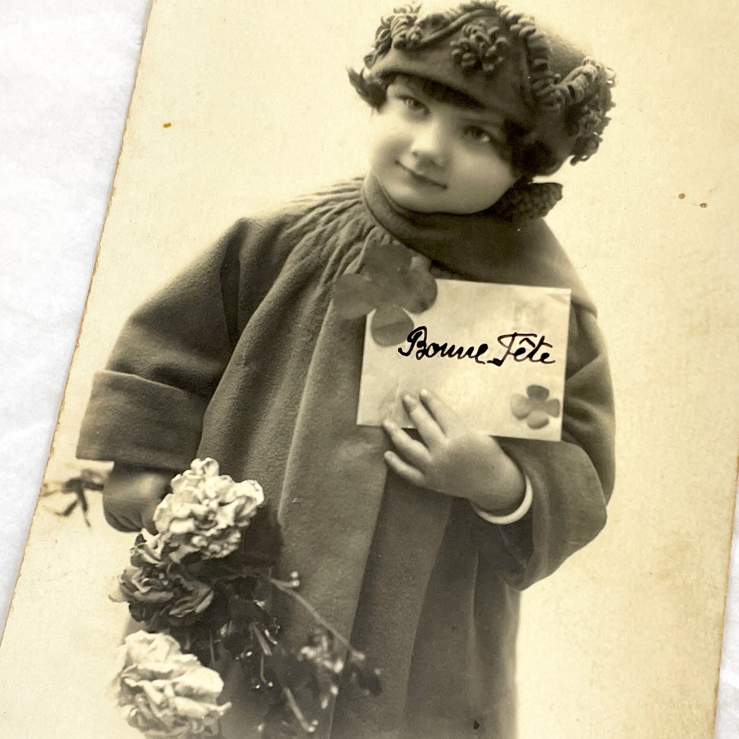 1910s - Vintage French Postcard - Young Girl Portrait - Bonne Fête Greeting Card - Sepia Tone Child Photo - Ephemera Collectible