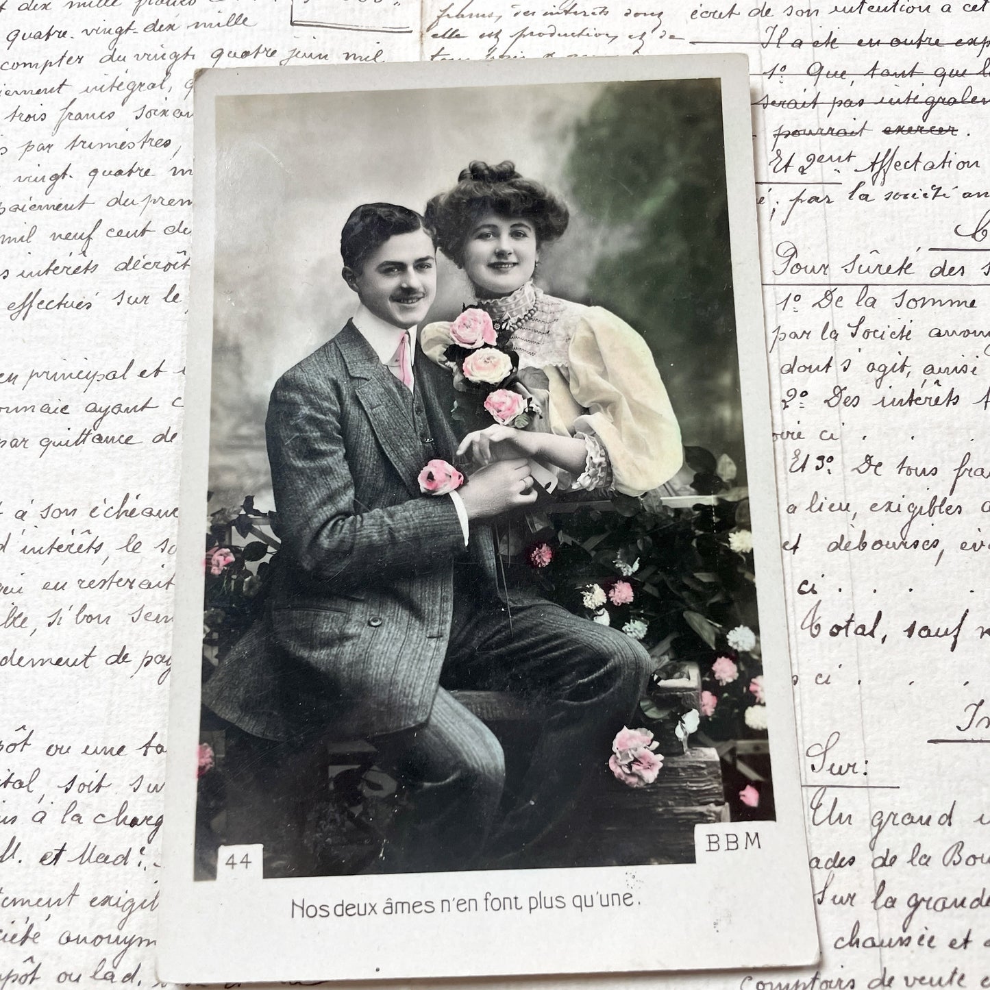 1900s - Vintage French Postcard - Romantic Belle Époque Couple - Hand-Tinted Photo - Love Message - Antique Ephemera Collectible Art