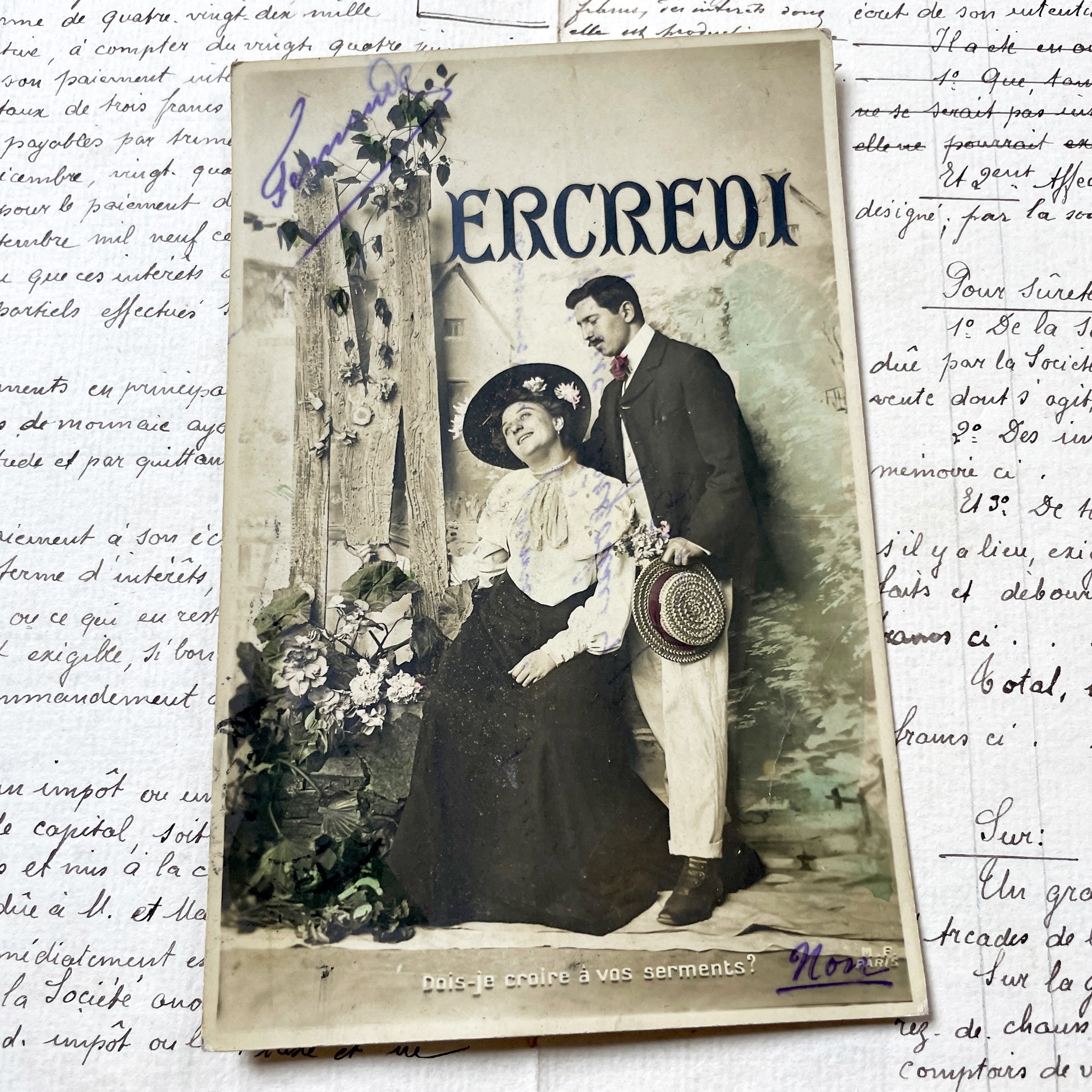 1900s - Vintage French Postcard - Romantic Couple - Edwardian Fashion - Hand Colored - Antique Snapshot - Mercredi Theme - Historic Romance