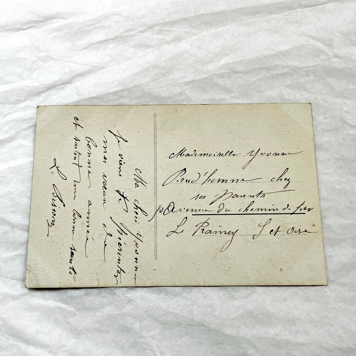 1910s - French Postcard - Hand-Colored New Year Greeting - Young Woman in Hat Holding Flowers - Winter Scene with Letters - Paris Publisher