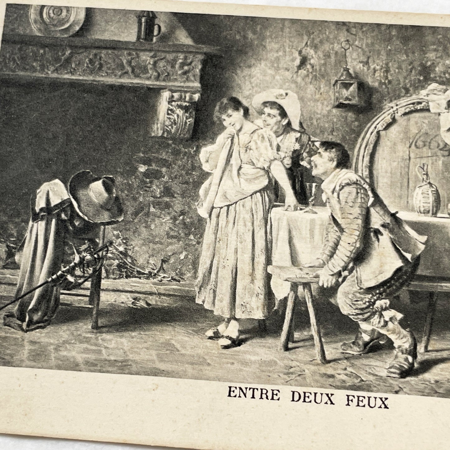 1900s - Vintage French Postcard - Entre Deux Feux Illustration - Humorous Romantic Scene - Baroque Era Tavern Life - Old French Art Print