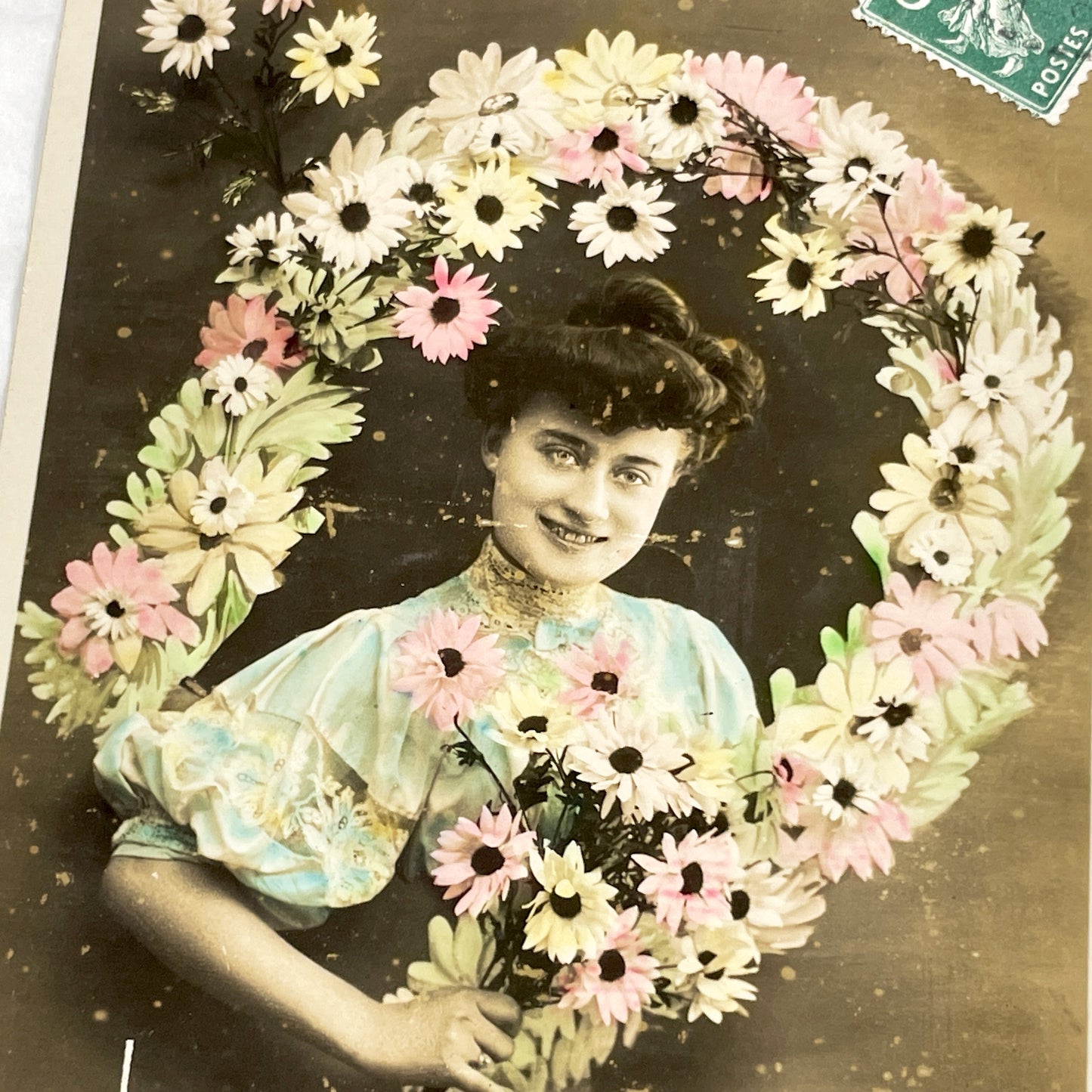 1900s - French Belle Epoque Good Luck Postcard - Young Woman Floral Wreath Portrait - Hand-Colored Daisies - Antique collectible