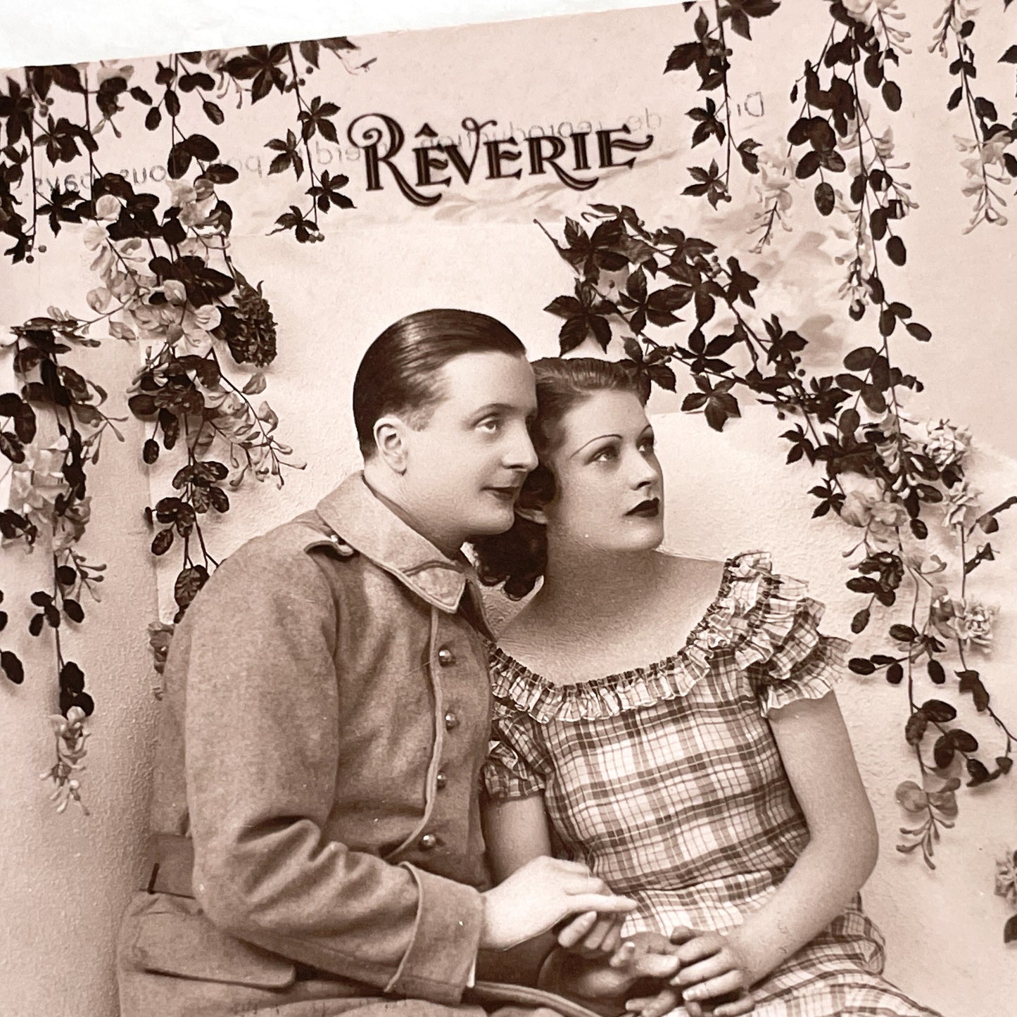 1940s - Vintage French Reverie Postcard - Romantic Couple Photo - Wisteria Flowers - Paris Carte Postale - Old Love Memento
