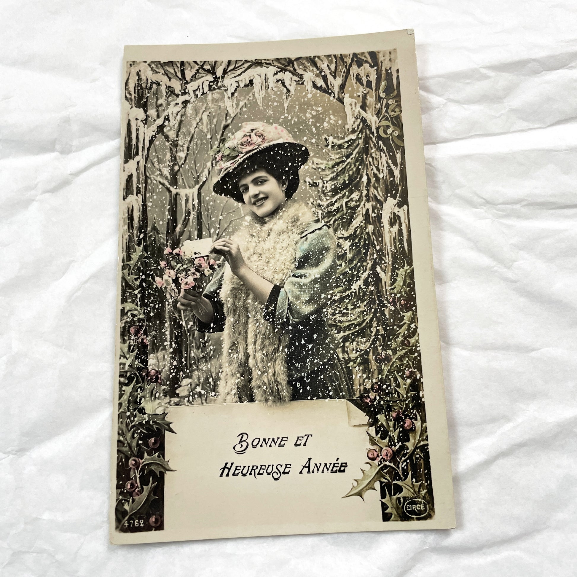 1900s - French Happy New Year Postcard - Edwardian Woman Snowy Scene - Antique Holiday Greeting Card - Belle Epoque - Charming Collectible
