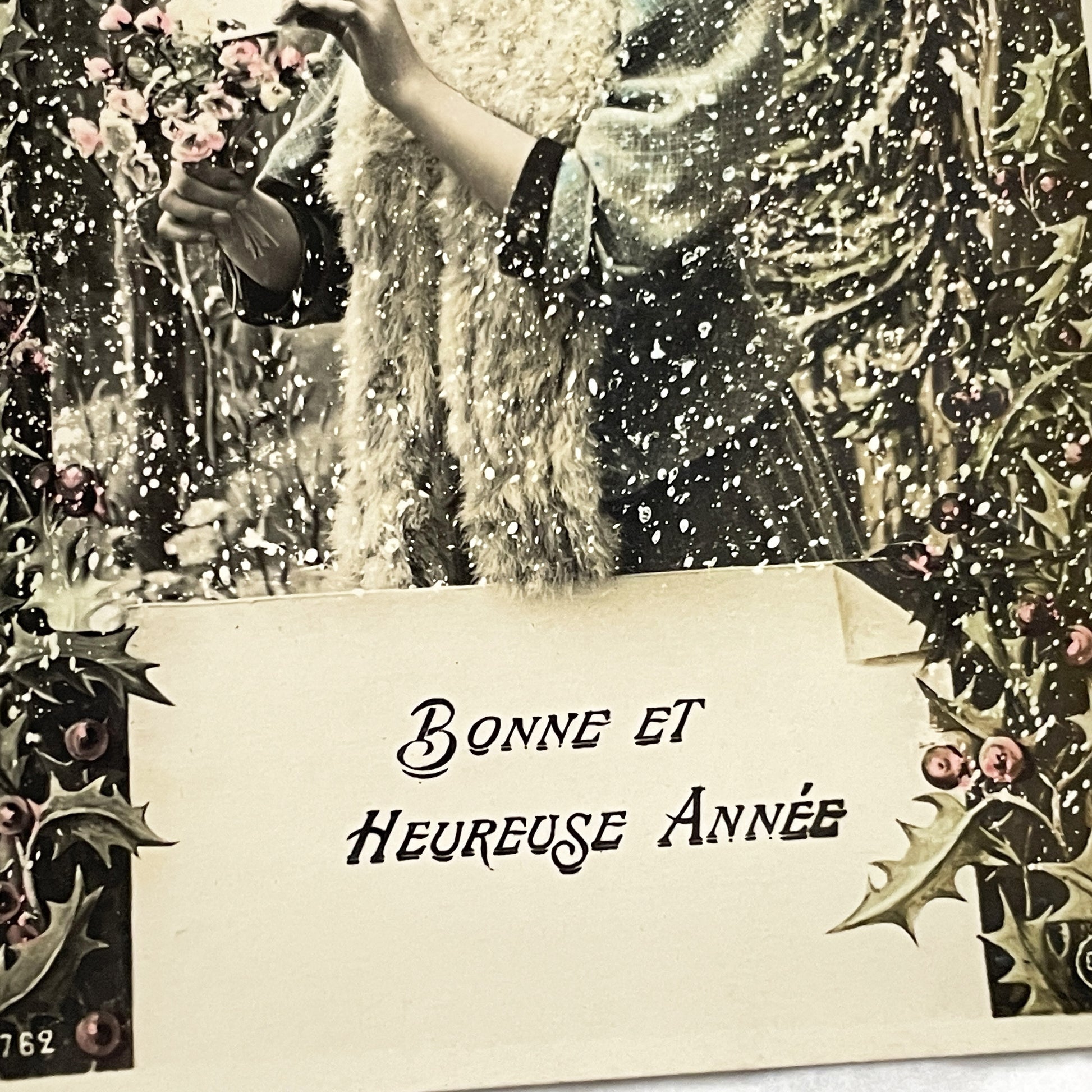 1900s - French Happy New Year Postcard - Edwardian Woman Snowy Scene - Antique Holiday Greeting Card - Belle Epoque - Charming Collectible
