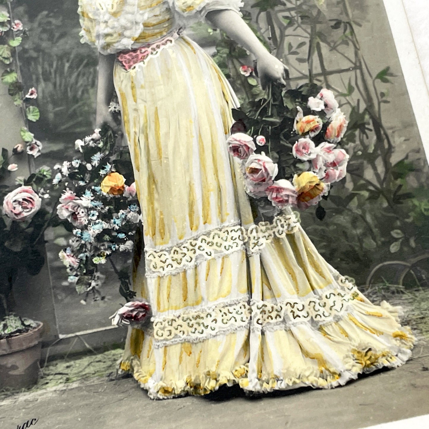 1900s - Belle Époque Hand Colored Postcard - Smiling Woman - Yellow Dress - Pink Roses - Gilded Glitter - French Croissant Paris