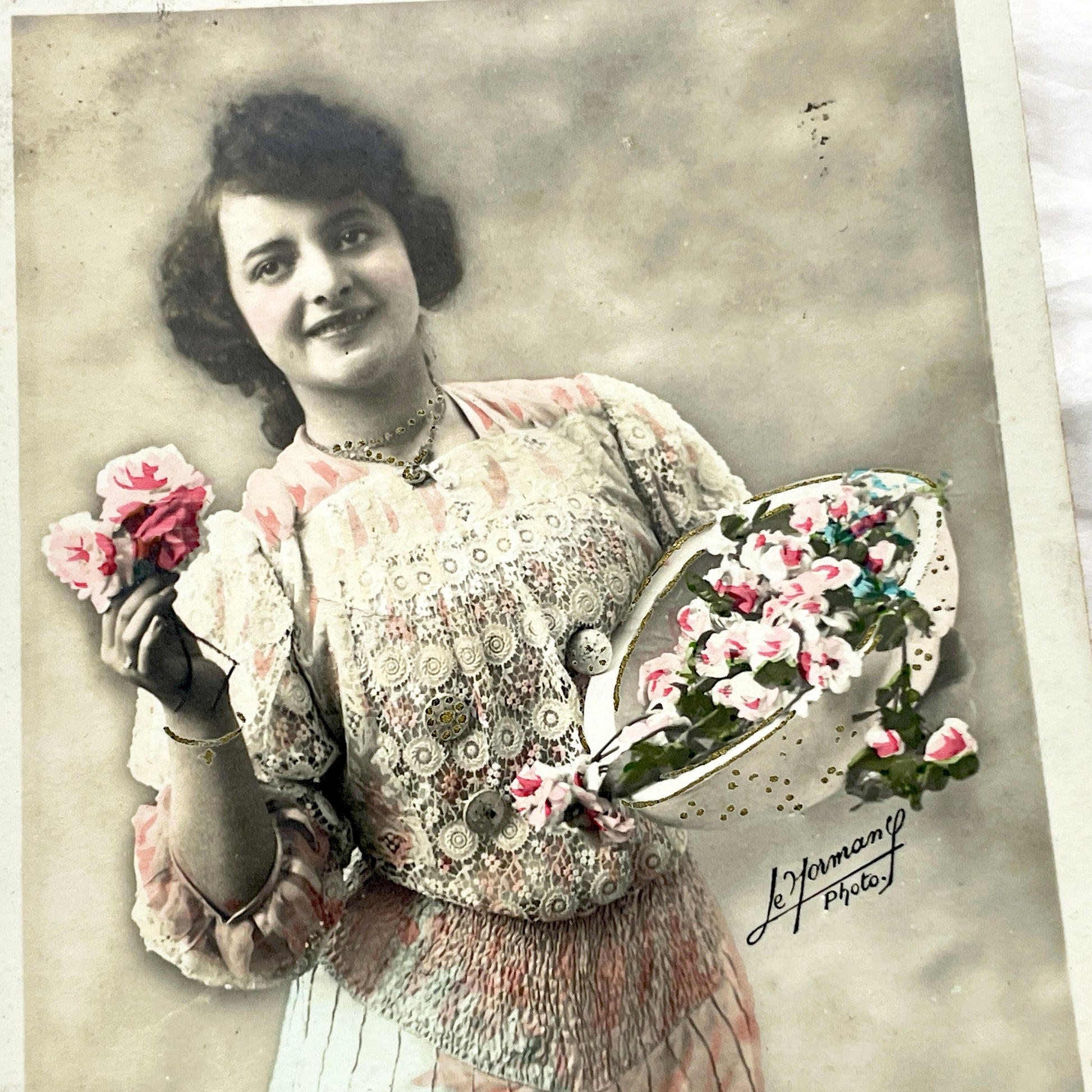 1900s - 2 Antique French Easter Postcards - Hand Tinted Women Flowers - Vintage Holiday Greeting Cards - Early 20th Century Ephemera