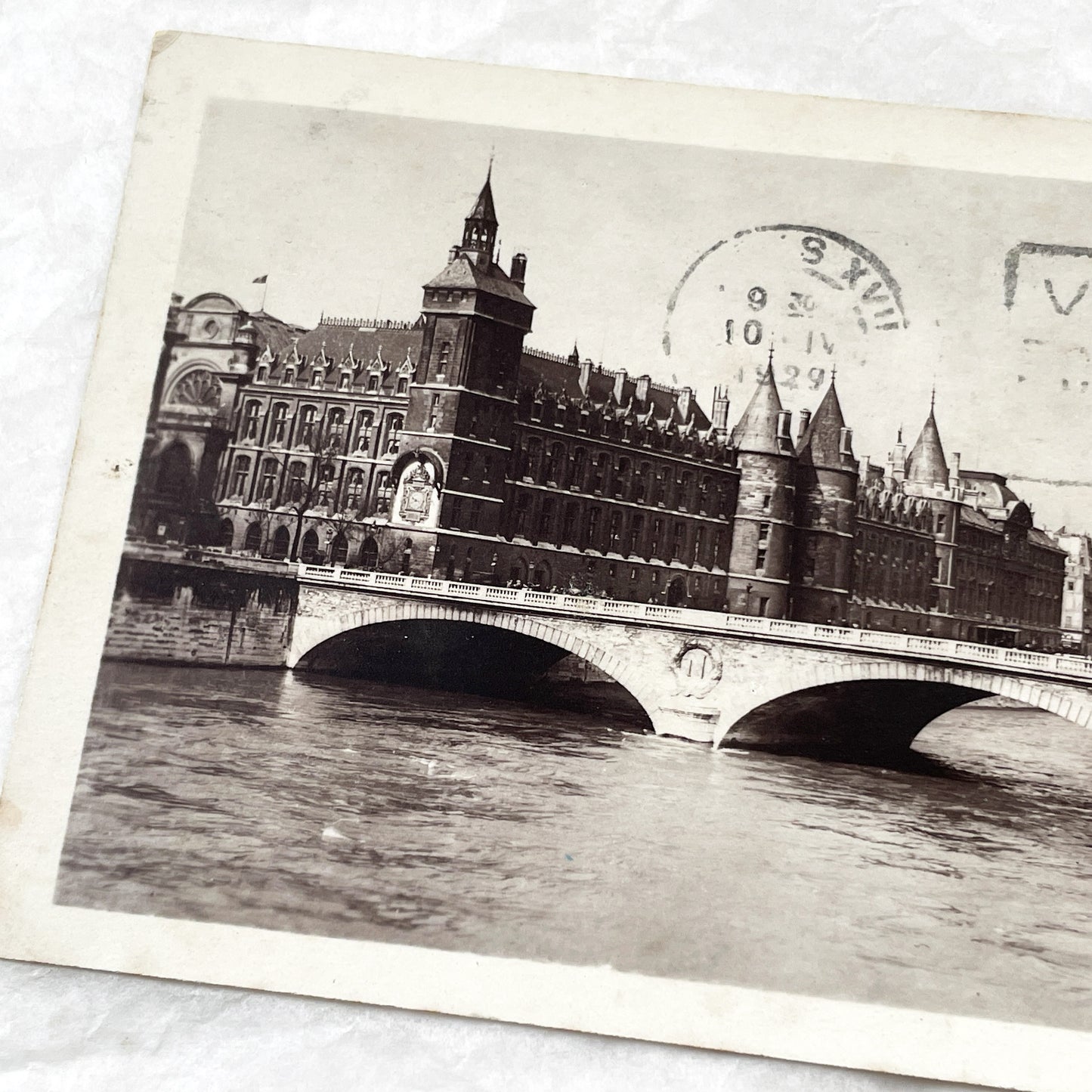 1920s - Vintage Paris Postcard - Palais De Justice & Pont Neuf Scene - Historic French Architecture Photo - Black & White Landmark View