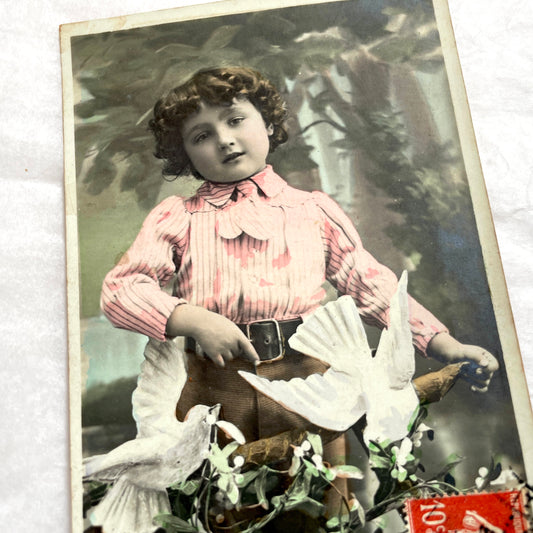 1910s - French Postcard - Young Child with Doves of Happiness