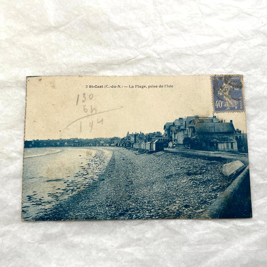 Two 1910s vintage French postcards featuring coastal scenes with beaches, seaside buildings, and dramatic cliffs.