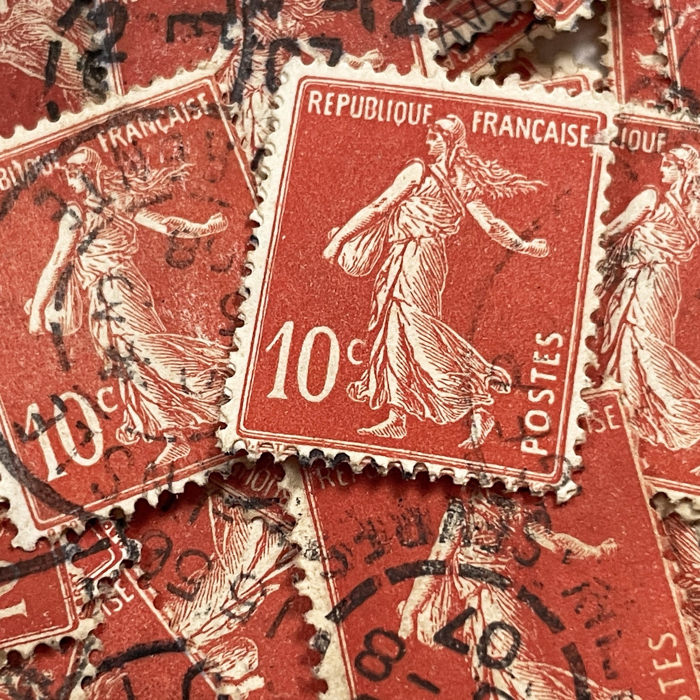 1910s - Lot of 30 Vintage French Postage Stamps – 10 cents - Brick Red “Semeuse” – Early 20th Century Collectible Ephemera
