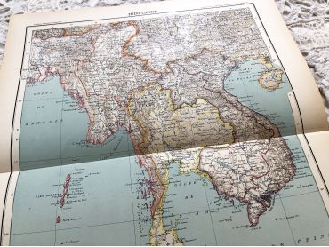 Large vintage map of Indochina (Thailand, Vietnam, Singapore, etc.) from a French atlas of the 1910s