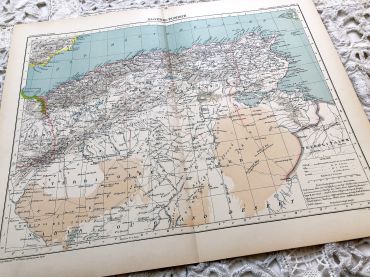 Large vintage map of Algeria and Tunisia from a French atlas of the 1910s
