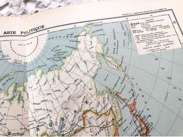 Large vintage map of Asia from a French atlas of the 1910s