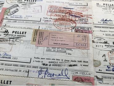 Set of 8 French bills of exchange of a shoe factory from 1950s with tax stamps and rubber-stamps