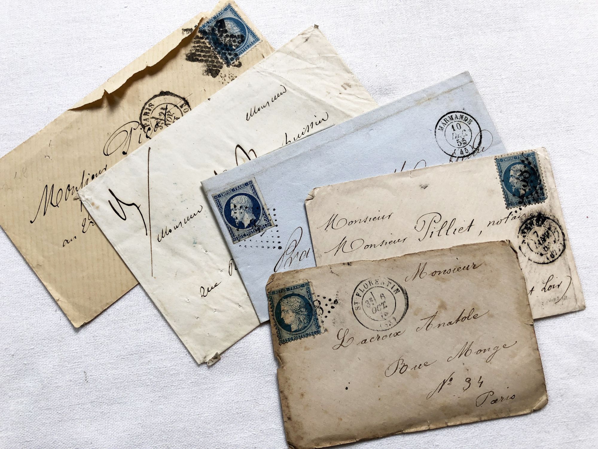 5 French envelopes from 1840s to 1870s from of different colors