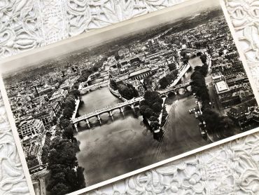 Huge aerial photo of Paris - Place de la concorde - Photo edited by Lapie