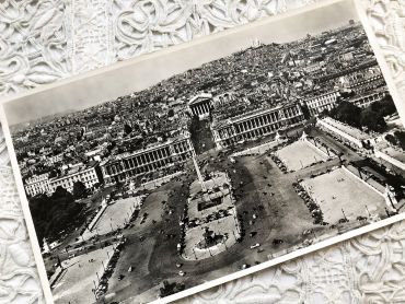 Huge aerial photo of Paris - Place de la concorde - Photo edited by Lapie