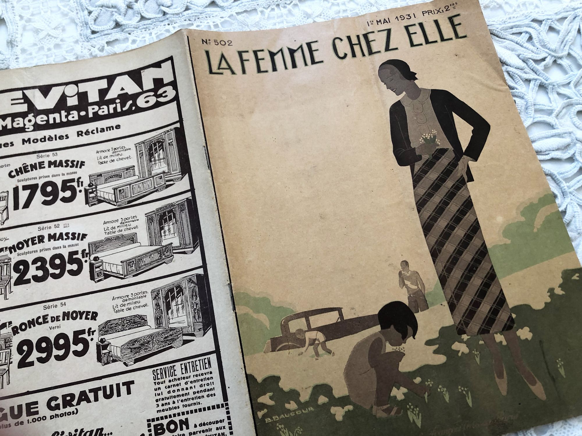 French fashion magazine "La femme chez elle" with illustrations, articles and advertising of May 1931