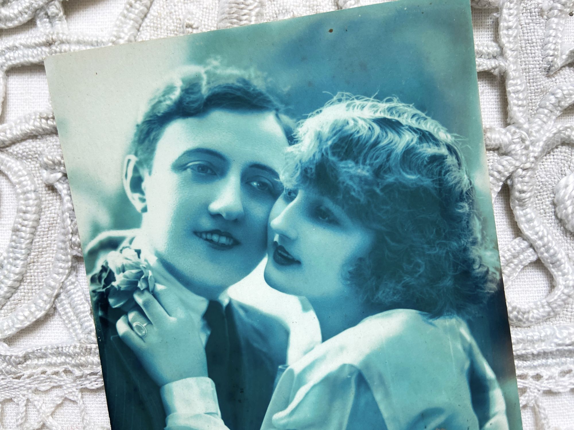 Very beautiful portrait of a couple - French postcard - 1920s