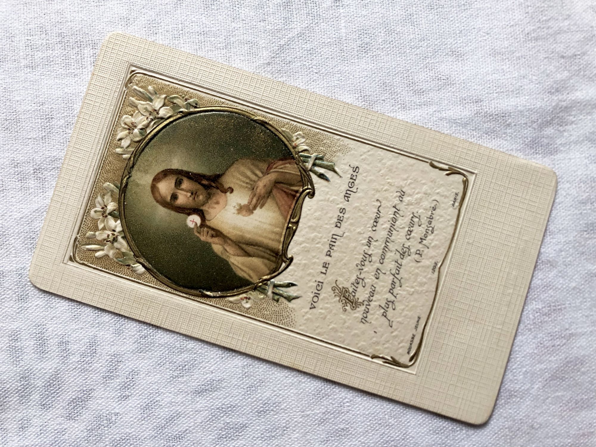 Beautiful French religious card - First communion memory from 1910s