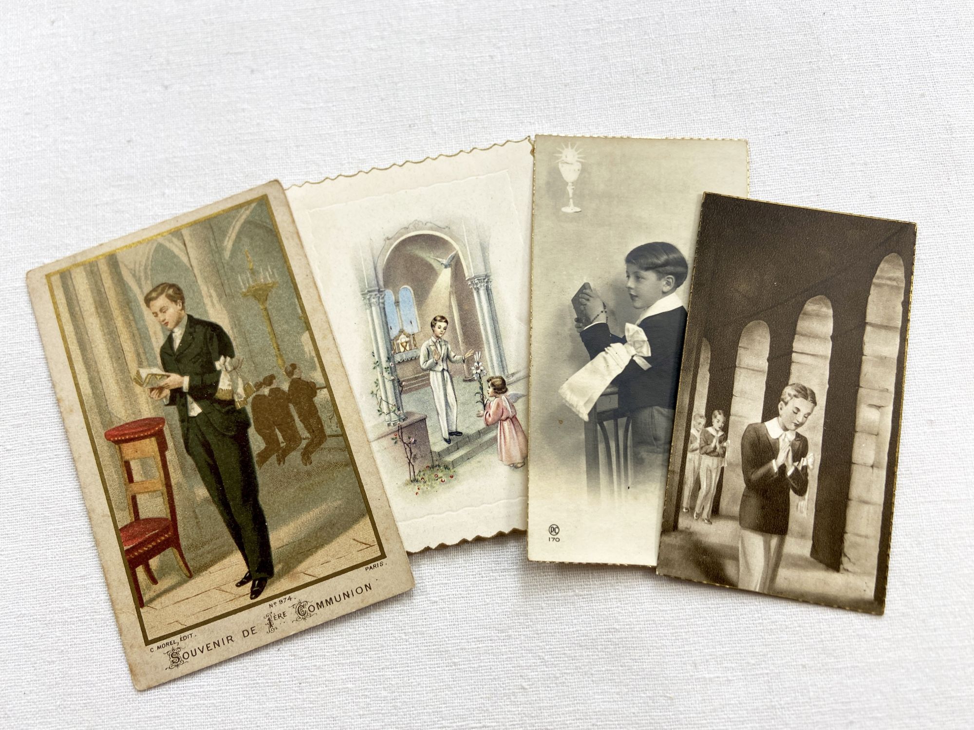 4 French religious cards - First communion cards from 1930s and 1960s
