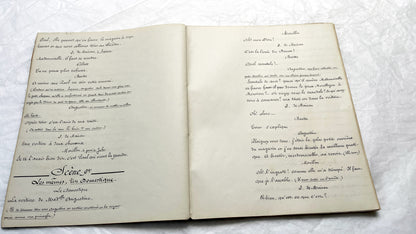 1910s - 140 Pages French Handwritten Play Script - Original Theatre Manuscript - Late 19th Century Comedy Drama - Suzanne Kamber