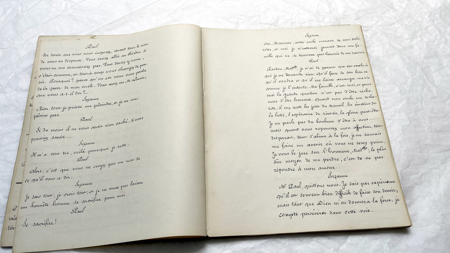 1910s - 140 Pages French Handwritten Play Script - Original Theatre Manuscript - Late 19th Century Comedy Drama - Suzanne Kamber