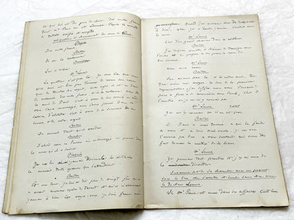 Late 19th - 33-Page French handwritten theater manuscript – Original play with dialogues and author revisionst - Vintage Handwritten Theatre