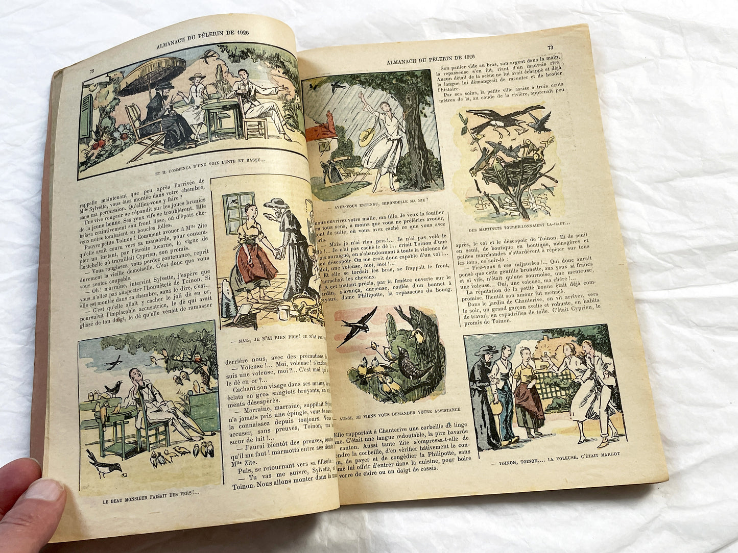 1920s - French Catholic Almanac 1926 - Annual Pilgrim Guidebook - Vintage Religious Text - Paris Art Deco Exposition