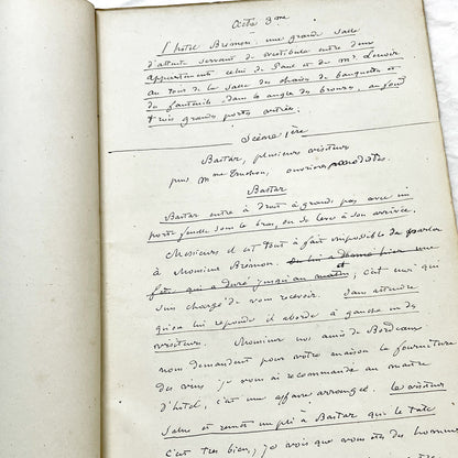 Late 19th - 32-Page French handwritten theater manuscript – Original play with dialogues and author revisionst - Vintage Handwritten Theatre