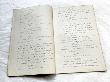 Late 19th - 32-Page French handwritten theater manuscript – Original play with dialogues and author revisionst - Vintage Handwritten Theatre