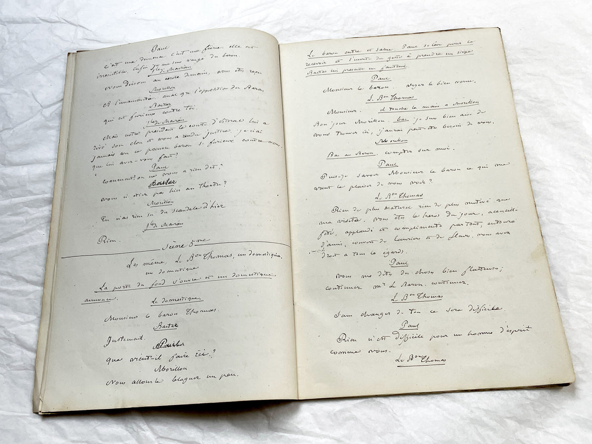 Late 19th - 32-Page French handwritten theater manuscript – Original play with dialogues and author revisionst - Vintage Handwritten Theatre
