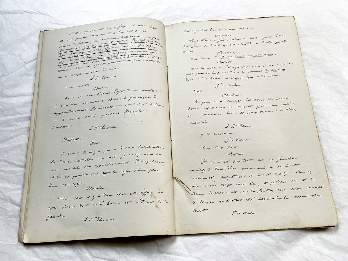 Late 19th - 32-Page French handwritten theater manuscript – Original play with dialogues and author revisionst - Vintage Handwritten Theatre