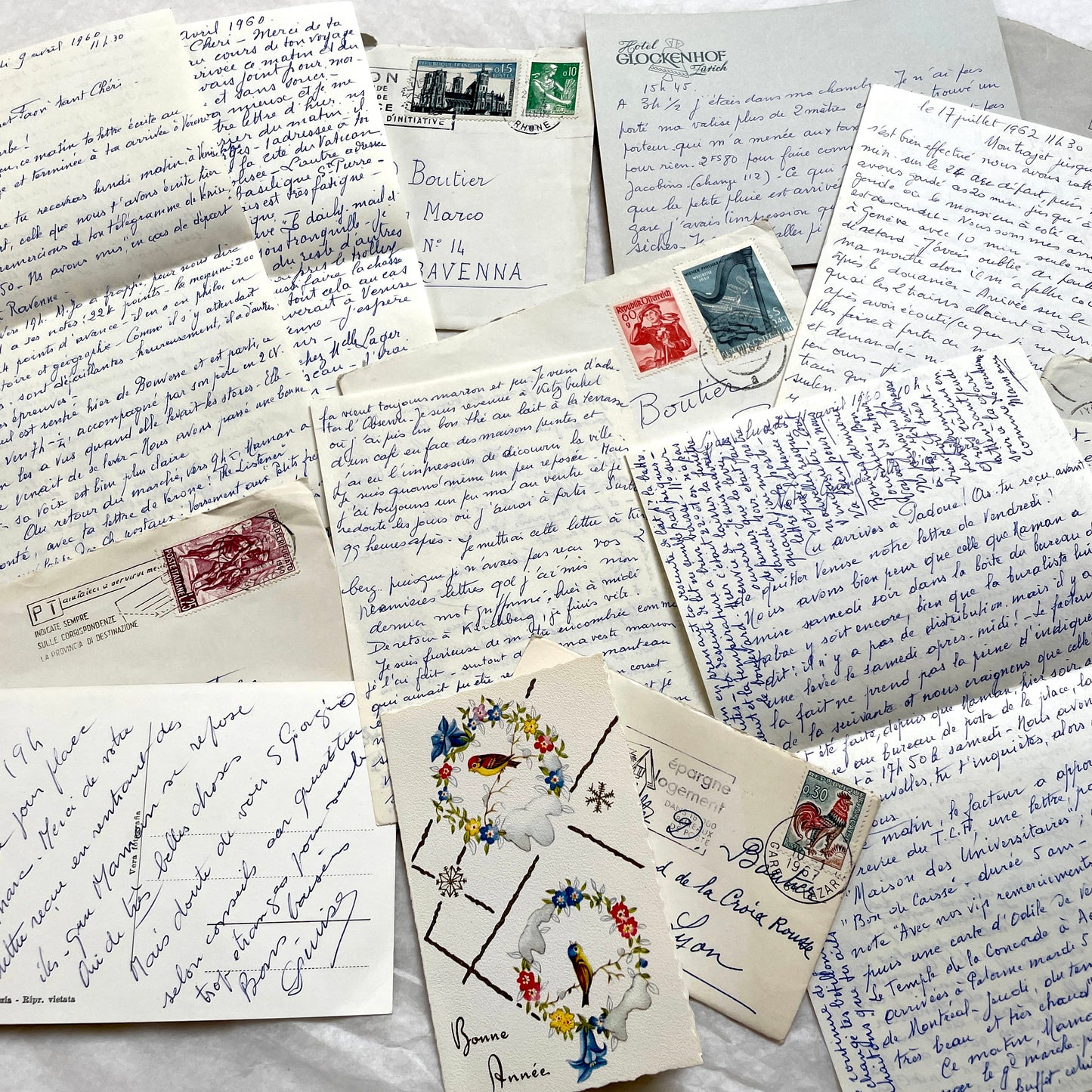 Set of 5 1960s French letters with envelopes, showcasing handwritten script and vintage European postage stamps.