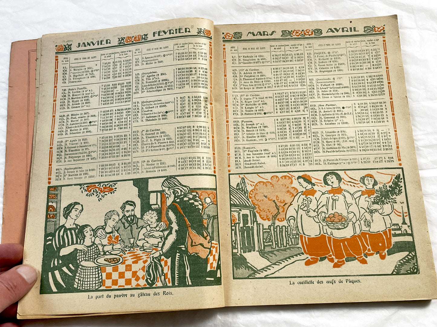 1920s - French Almanac - Religious Illustrated Annual - Nativity - Epiphany - WWI Map - Vintage French Book - Catholic Publication - 1923