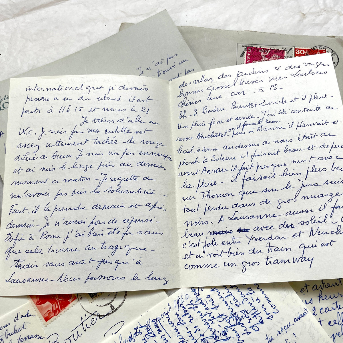 Set of 5 1960s French letters with envelopes, showcasing handwritten script and vintage European postage stamps.