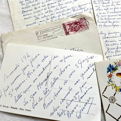 Set of 5 1960s French letters with envelopes, showcasing handwritten script and vintage European postage stamps.