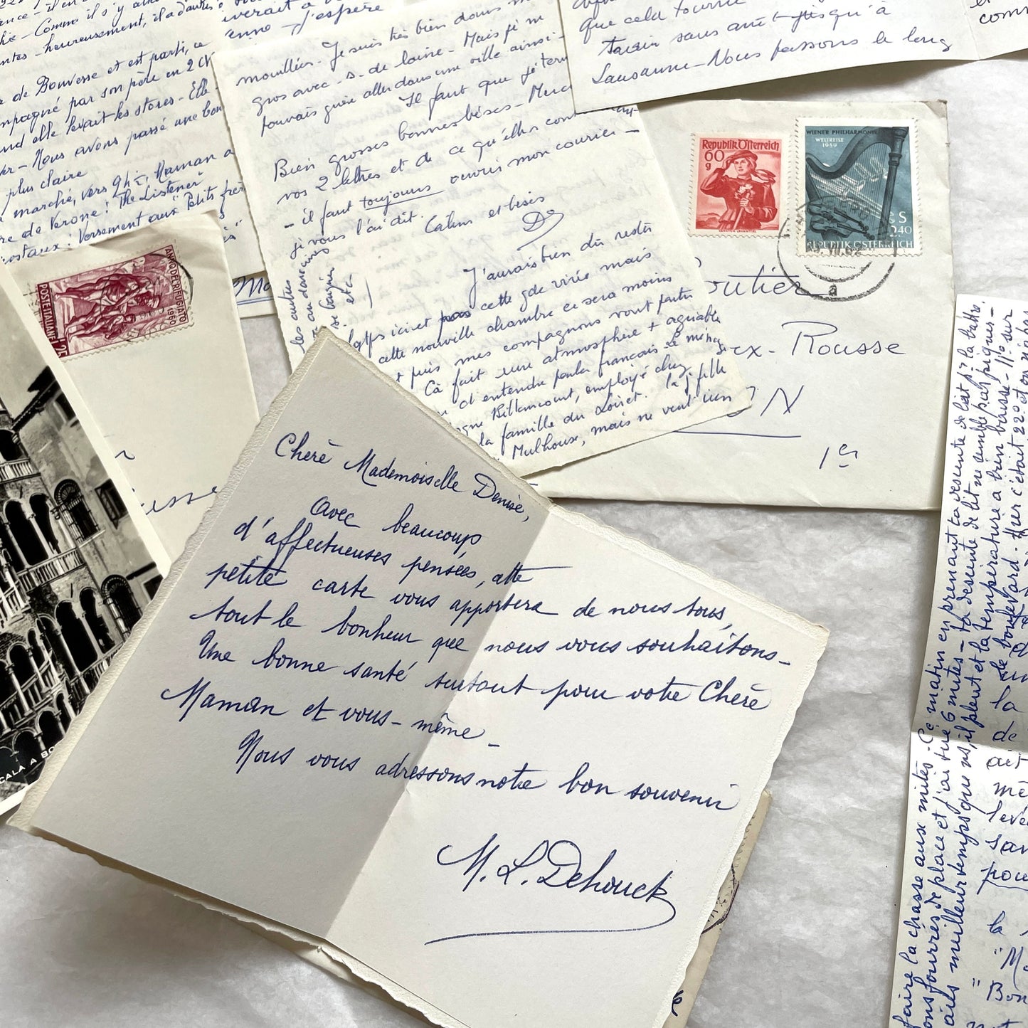 Set of 5 1960s French letters with envelopes, showcasing handwritten script and vintage European postage stamps.