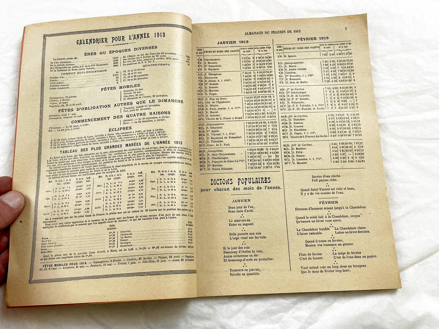 1910s - Vintage 1913 French Catholic Almanac - Illustrated Religious Annual - La Bonne Presse Ephemera - Rare Paris Book