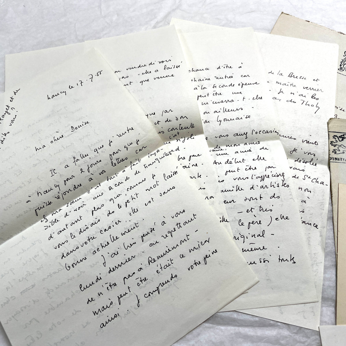 Set of 5 French handwritten letters and envelopes from the 1950s with vintage stamps and postmarks.