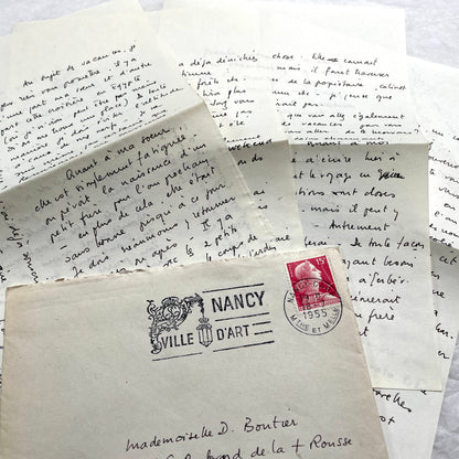 Set of 5 French handwritten letters and envelopes from the 1950s with vintage stamps and postmarks.