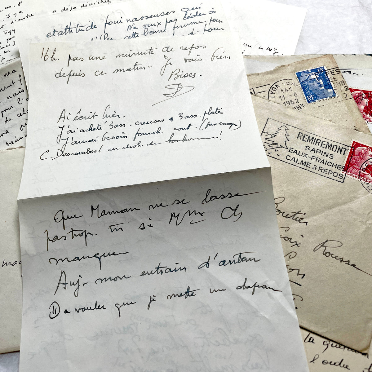 Set of 5 French handwritten letters and envelopes from the 1950s with vintage stamps and postmarks.