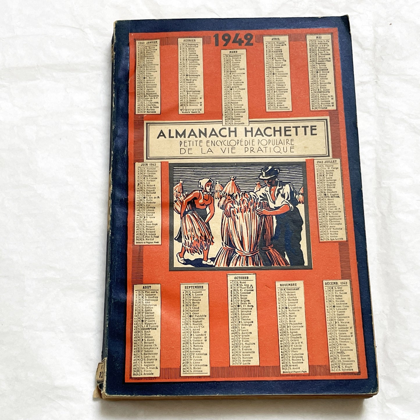 1940s – 300 Pages Almanach Hachette – Vintage French almanac – Wartime edition of the “Practical Life Encyclopedia”