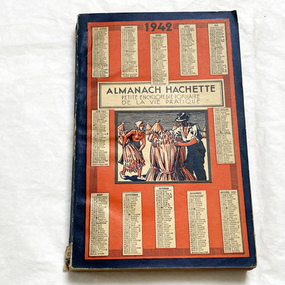 1940s – 300 Pages Almanach Hachette – Vintage French almanac – Wartime edition of the “Practical Life Encyclopedia”