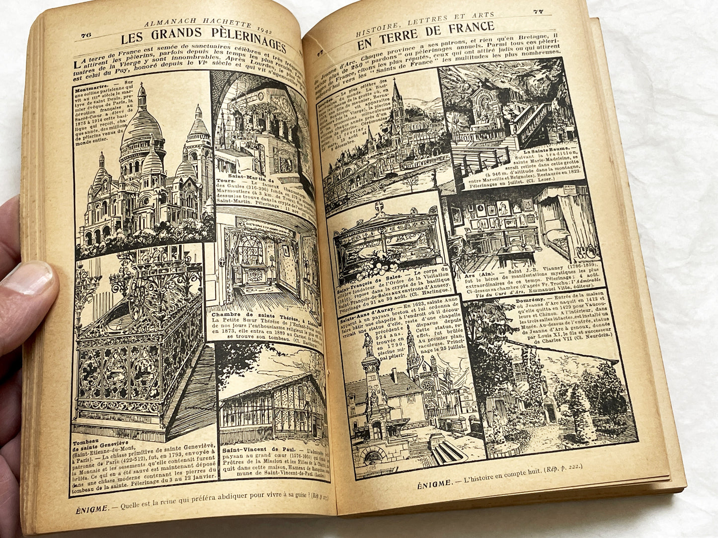 1940s – 300 Pages Almanach Hachette – Vintage French almanac – Wartime edition of the “Practical Life Encyclopedia”