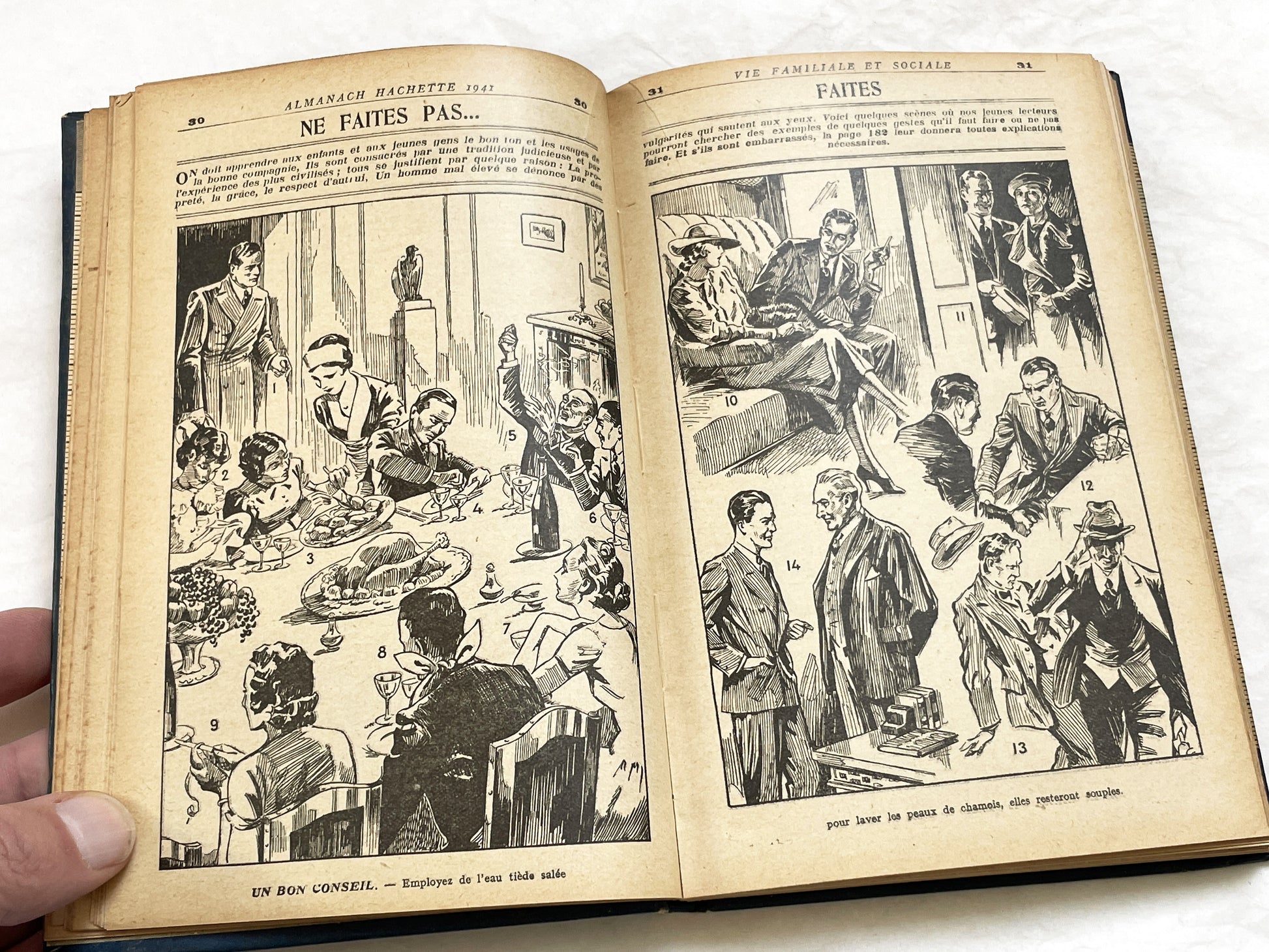 1940s – 300 Pages Almanach Hachette – Vintage French almanac – Wartime edition of the “Practical Life Encyclopedia”