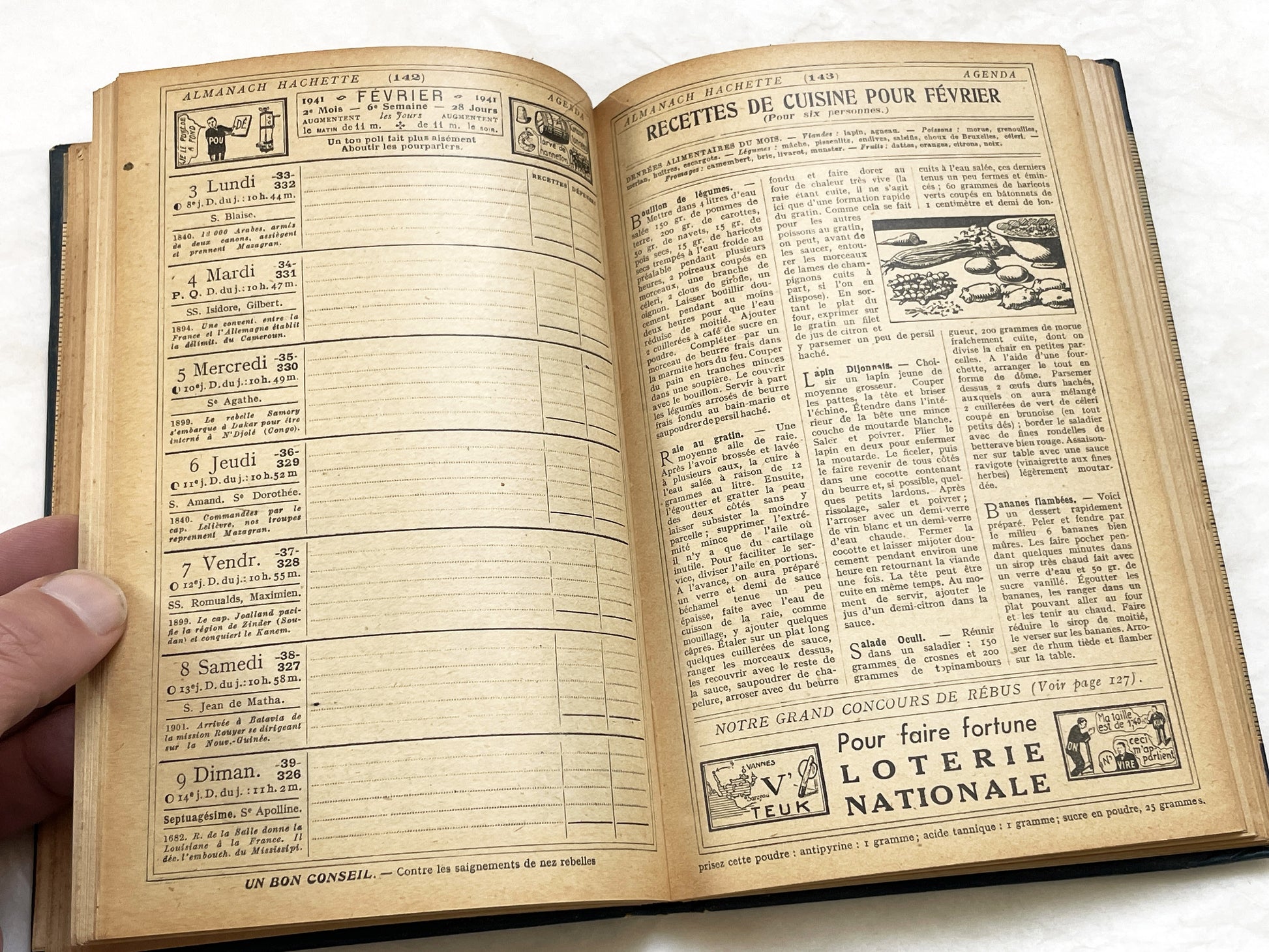 1940s – 300 Pages Almanach Hachette – Vintage French almanac – Wartime edition of the “Practical Life Encyclopedia”