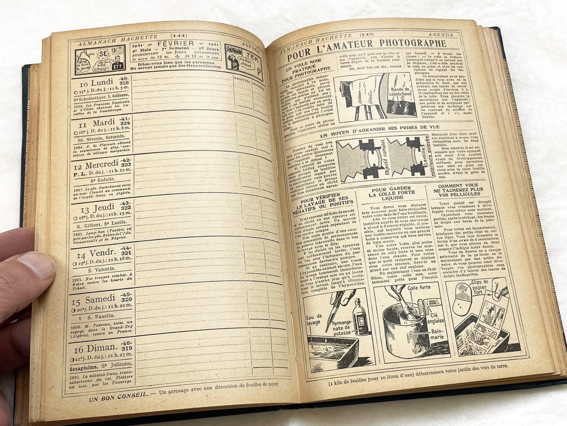 1940s – 300 Pages Almanach Hachette – Vintage French almanac – Wartime edition of the “Practical Life Encyclopedia”